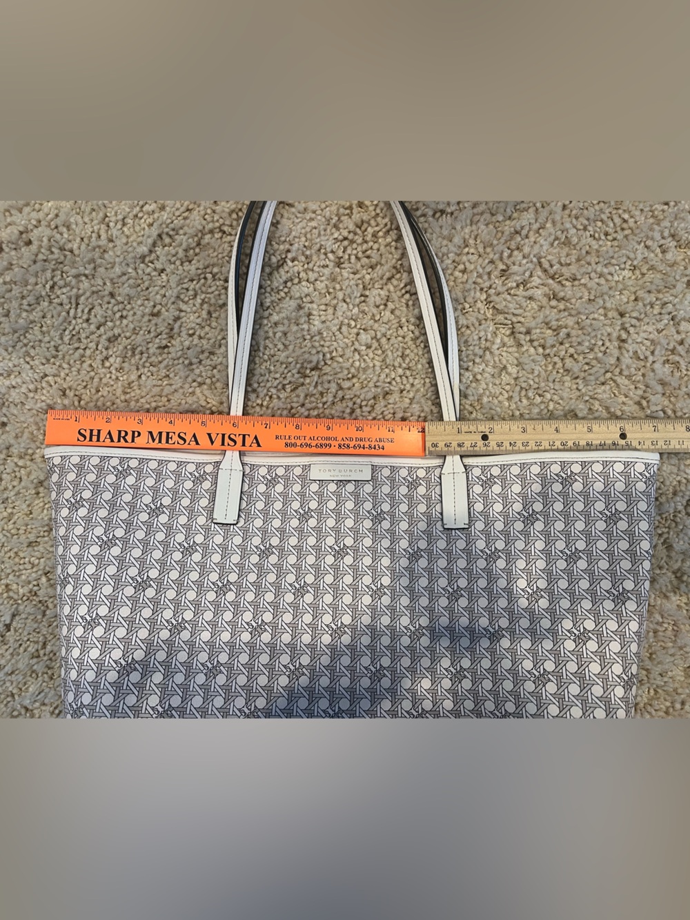Tory Burch Ever Ready Cream and Black Tote with Matching Wristlet - Picture 15 of 17